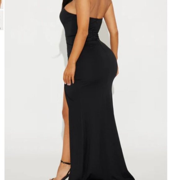 Sexy Elegant Black Gown with Glitzy Bows NWT - Picture 3 of 6